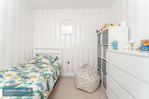 Bedroom- click for photo gallery